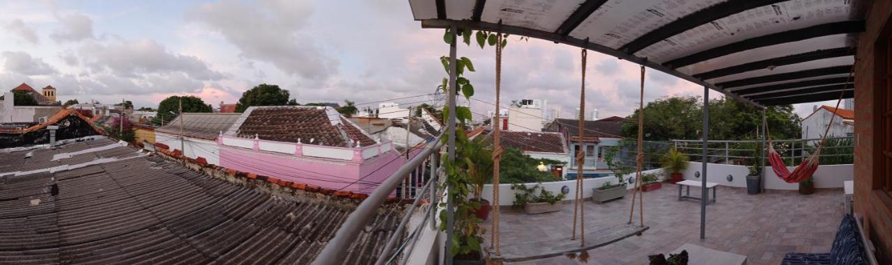La 10B Hostel Cartagena Exterior photo